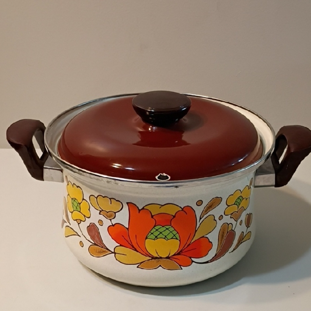 Vintage Floral Enamel Stock Pot Lid Blemish Sanko Ware Cottagecore
